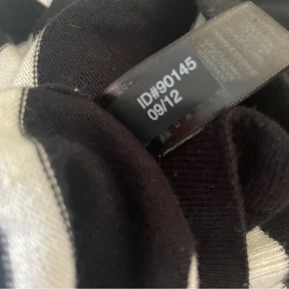 EXPRESS Sweater Mini Dress - Picture 6 of 7